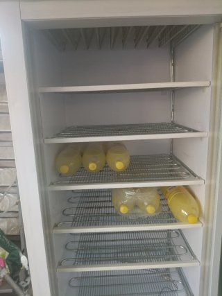 Congelador vertical con termostato
