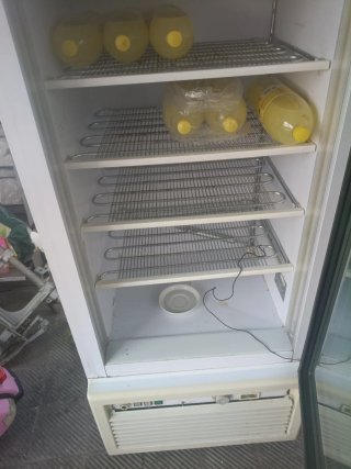 Congelador vertical con termostato