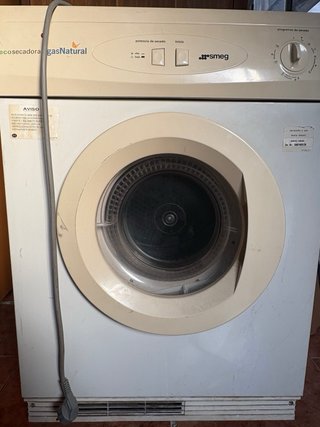 Secadora gas natural Smeg en buen estado