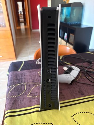 PlayStation 5 Digital Edition con mando