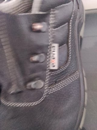 Zapatos de trabajo negros