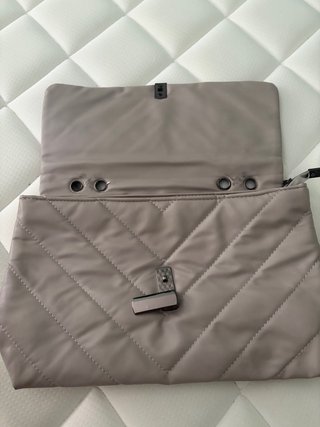 Bolso acolchado beige