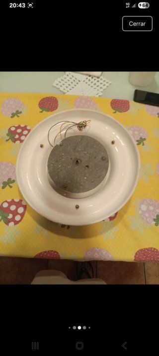 Lámpara de cerámica decorada
