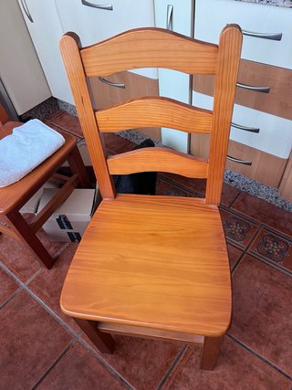 Mesa Comedor Madera Maciza y Cristal con 4 sillas