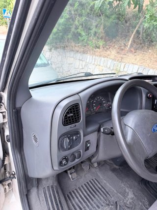 Ford Transit 2013