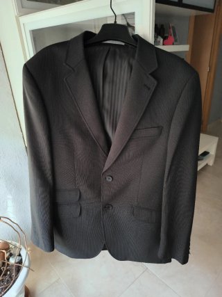 Traje hombre. Incluye chaqueta y pantalón vestir
