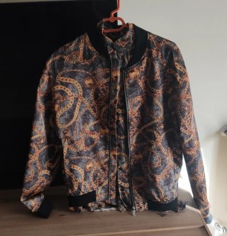 Camisa Zara Estampado Cadenas Oro Negro