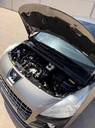 PEUGEOT 3008 BLUE LYON TYLE