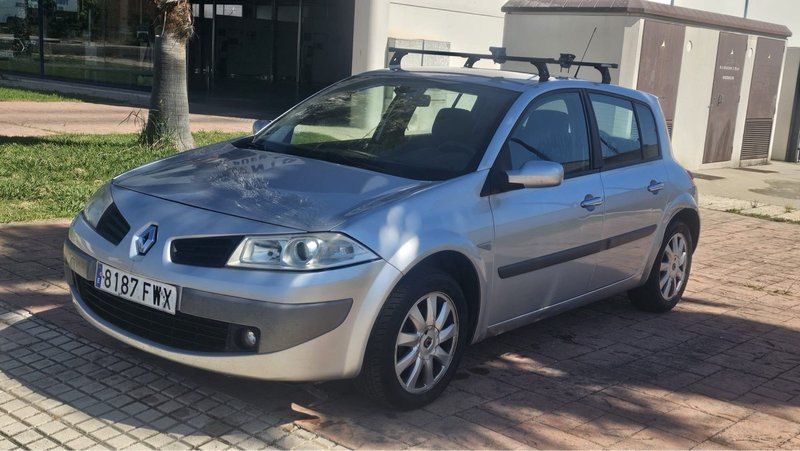Renault Megane 2008 - foto 1