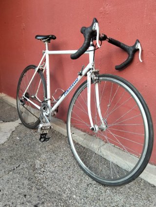 Bici carretera Pinarello vintage blanca