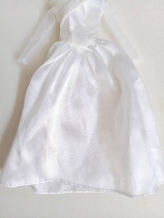 Barbie vestido blanco de novia