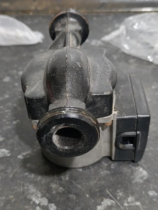 Bomba Grundfos UPS 25-50