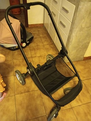 Carro de bebé Asalvo rosa trio.