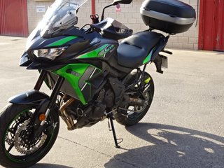Kawasaki Versys 650 2025 Negra/Verde