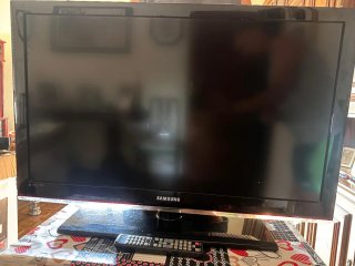 TV LCD Samsung 37 Negra