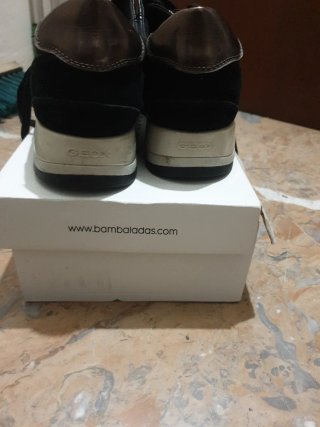 Zapatos Geox Negros y Plateados