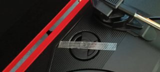 Reproductor Vinilos Denver Rojo y Negro