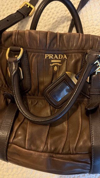 Bolso Prada Marrón Piel Fruncida