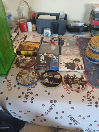 Varios cd's. 1€ la unidad