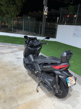 Yamaha X Max 400 Maxi Scooter