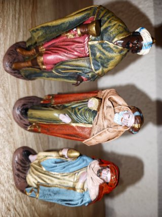Belén Reyes Magos adoradores artesanía Serrano