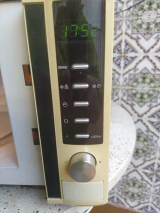 Microondas Teka con grill y reloj
