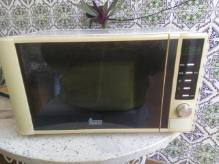 Microondas Teka con grill y reloj