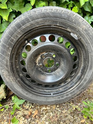 Rueda de repuesto 225/50 R 16