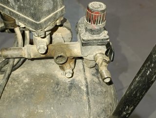 Compresor de aire Enhel EURO 2200 24L
