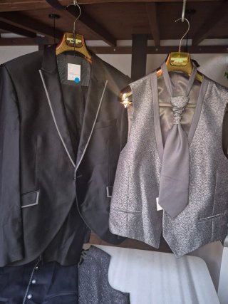 Traje Ceremonia + Corbatón y Chaleco  bodas