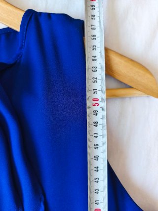 Top Zara Trafaluc sin mangas azul