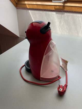 Cafetera Dolce Gusto Roja