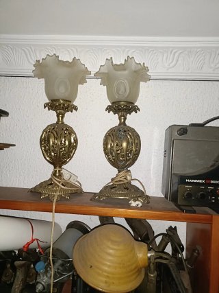 2 Lámparas de Mesa Antiguas Doradas