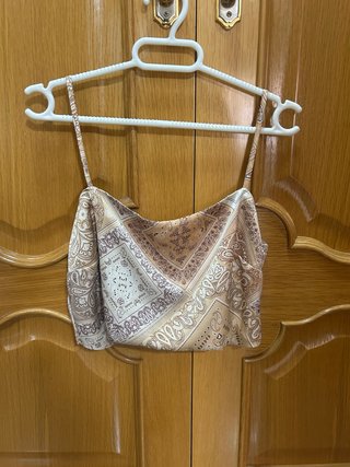 Top tirantes estampado paisley