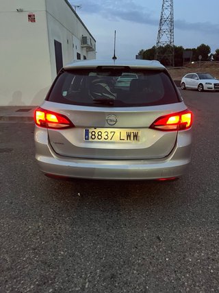 Opel Astra 2021