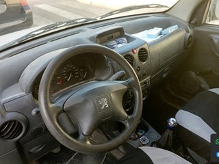 PEUGEOT PARTNER COMBI PRO 1.9D 5D 75CV 5P año 2004