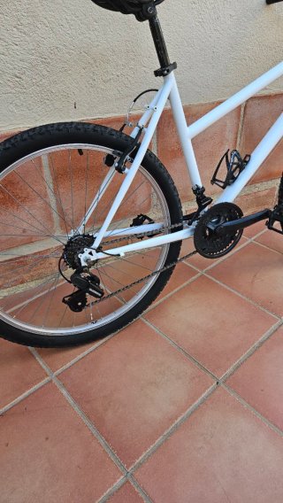 Bicicleta MTB Blanca Talla M