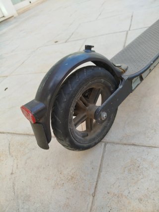 Xiaomi Mi Electric Scooter Essential