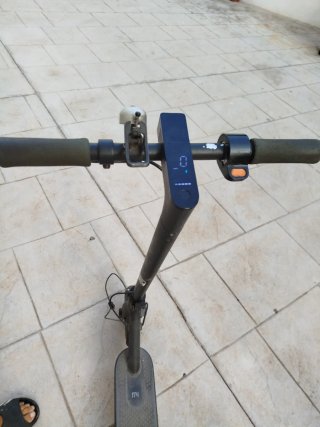 Xiaomi Mi Electric Scooter Essential