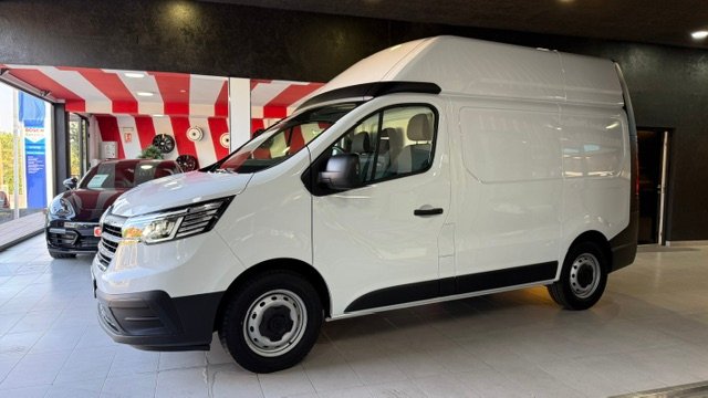 Renault Trafic 2024, foto 2