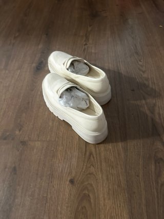 Mocasines Bershka Beige