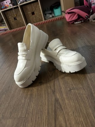 Mocasines Bershka Beige