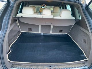 Porsche  Cayenne 2011