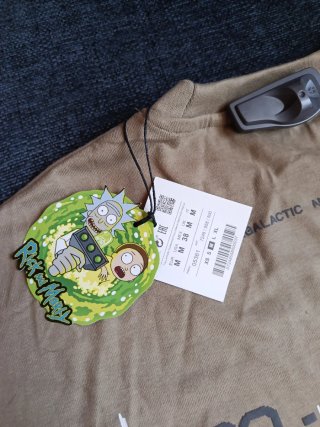Camiseta Rick and Morty Beige oversize