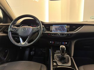Opel Insignia 2022