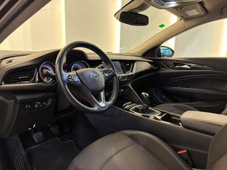 Opel Insignia 2022