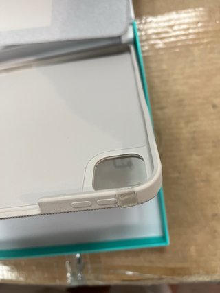 Logitech Combo Touch iPad Pro 12.9 5th Gen#90V5V8