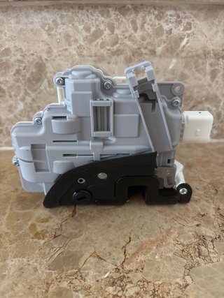 Cerradura Puerta Trasera Izquierda seat