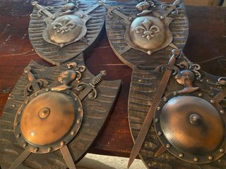 Escudos de armas decorativos