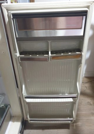 Frigorífico Aspes antiguo. Funciona perfectamente.